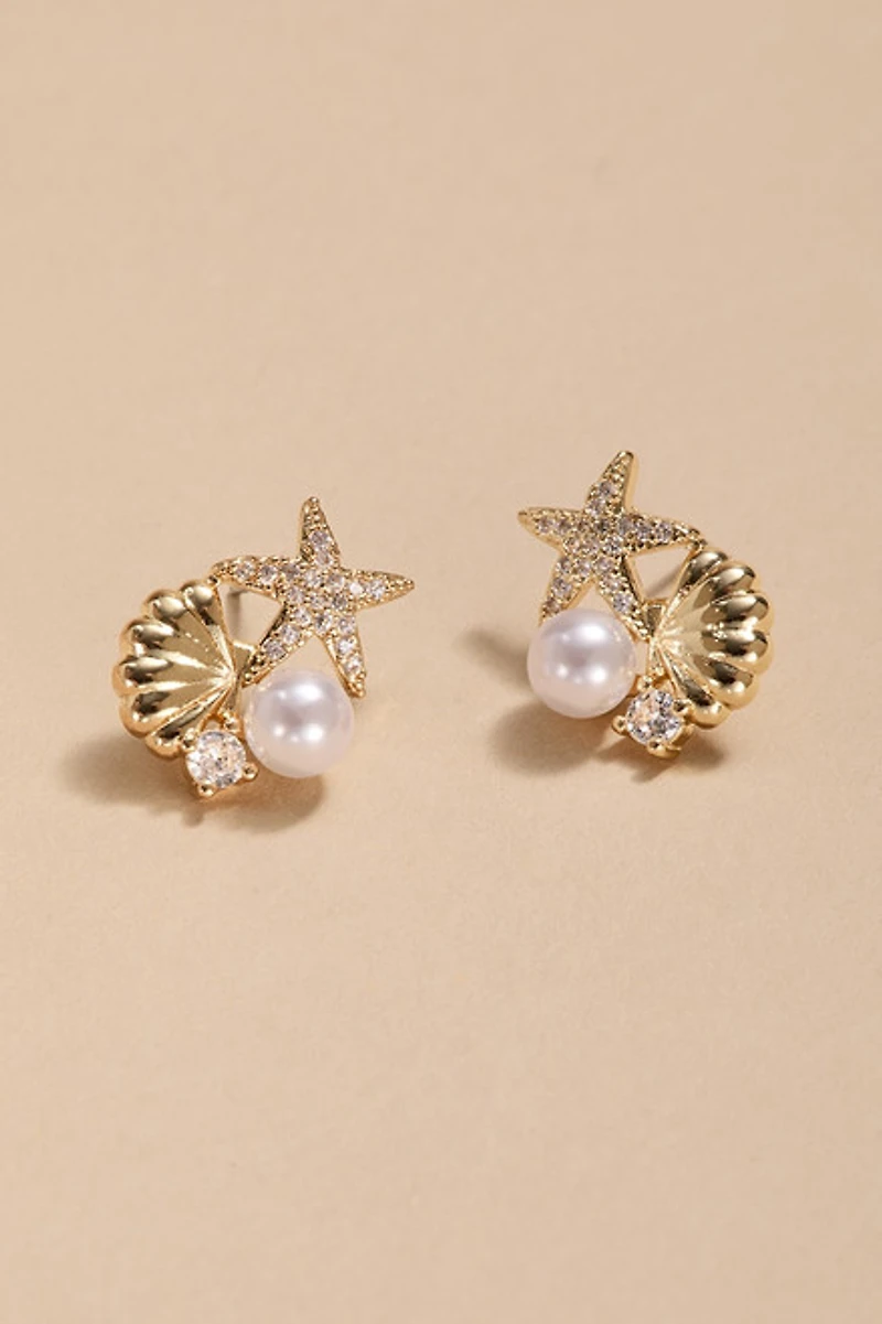 Lisa Beach Cluster Stud Earrings