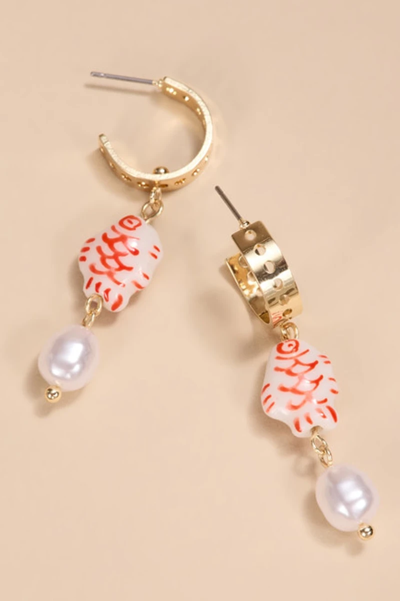 Dee Ceramic Fish Pearl Drop Earrings