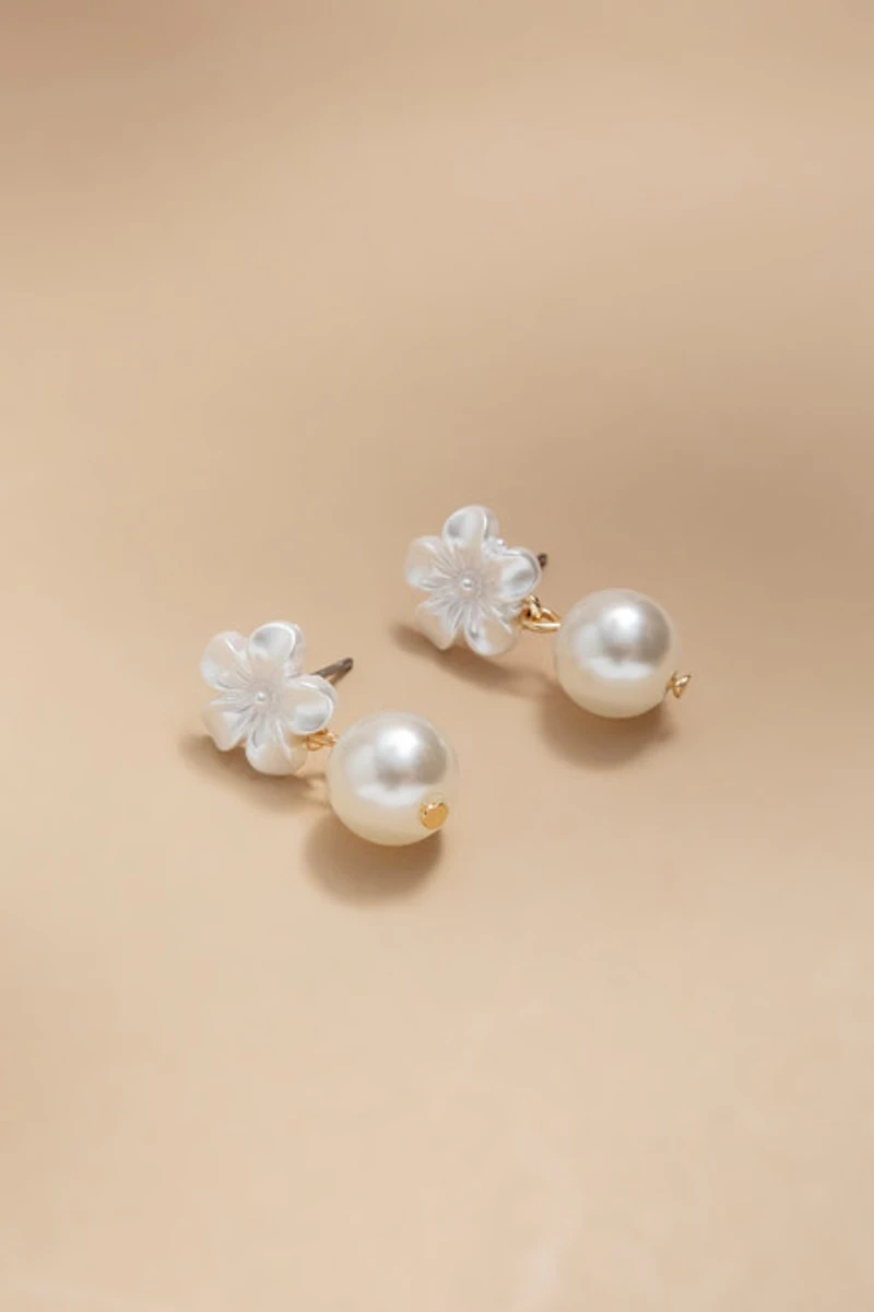 Emily Pearlescent Drop Earrings
