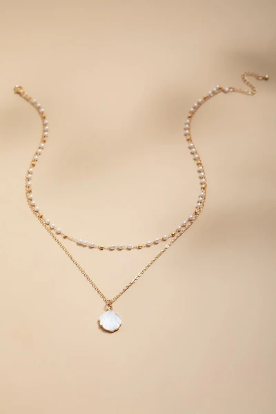 Hillary Shell Pendant Layered Necklace