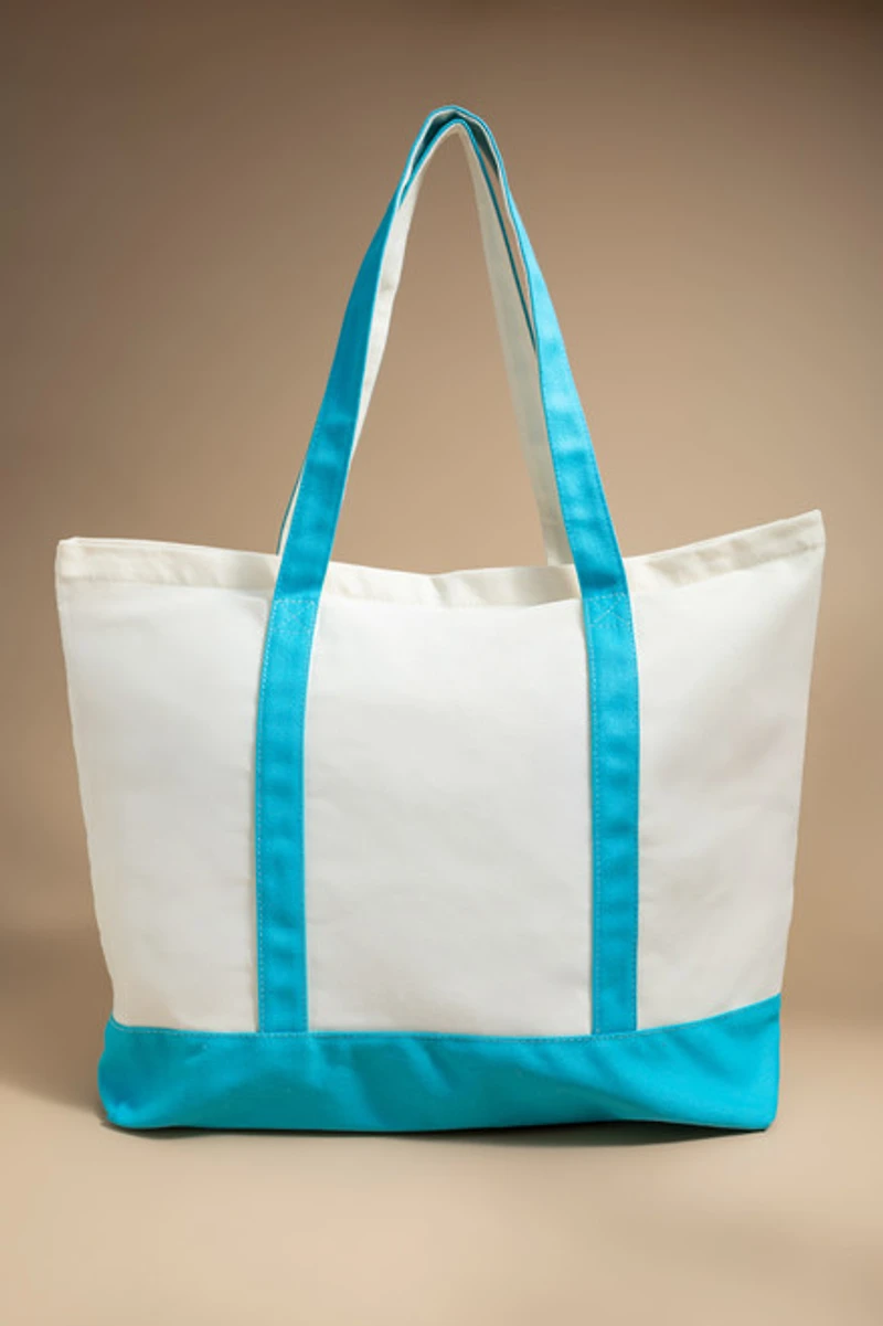 Salty Beach Club Tote Bag