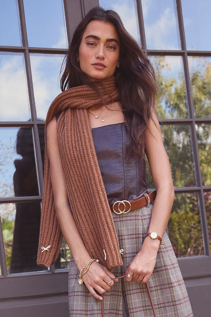 Wren Knit Scarf with Bows