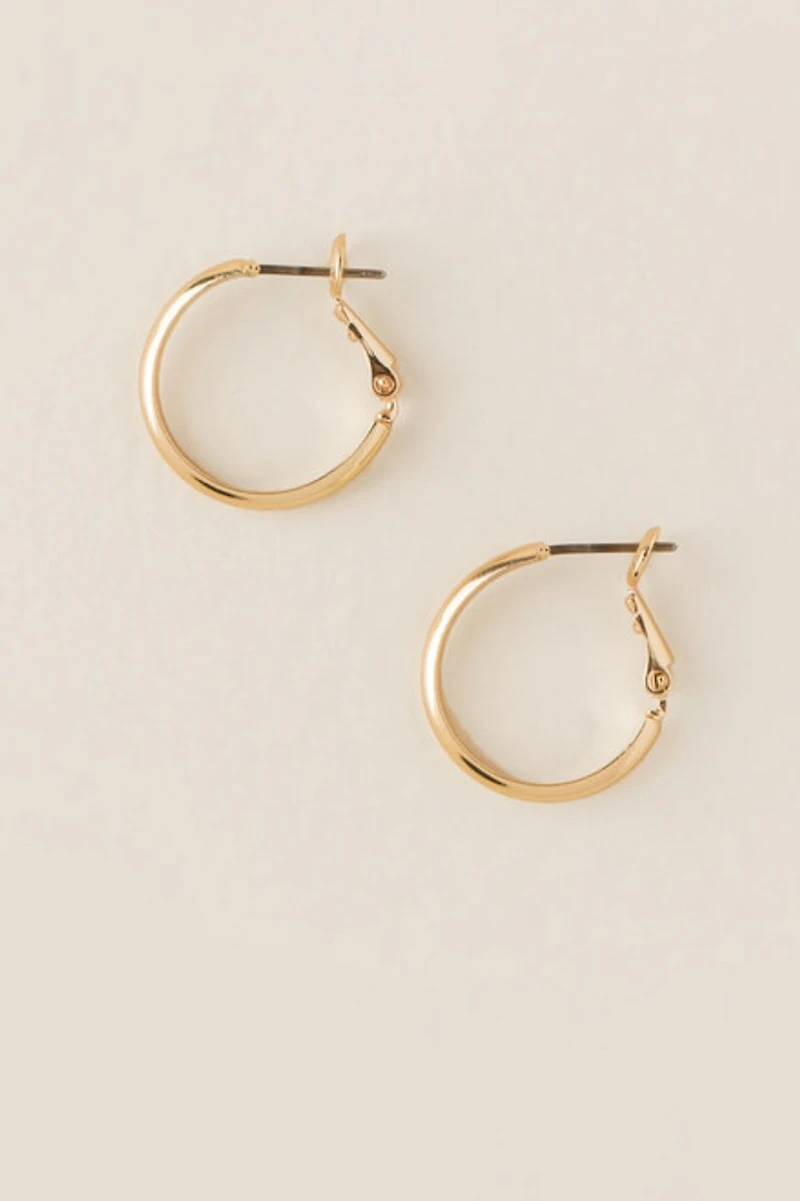 Eda Small Gold Hoop Earrings