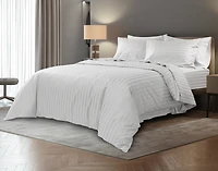 Luxor Egyptian Cotton Duvet Cover Set - White - King
