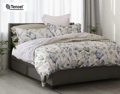 Della Duvet Cover