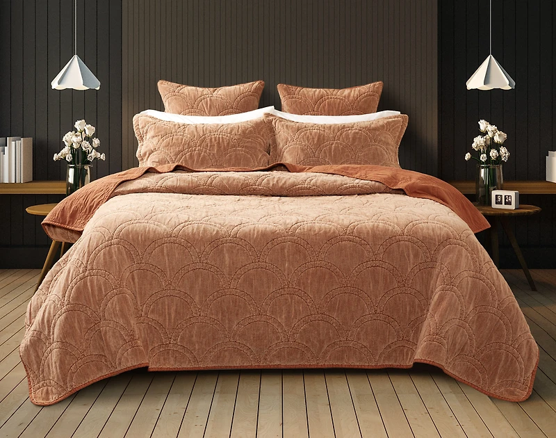 Renae Quilt Set