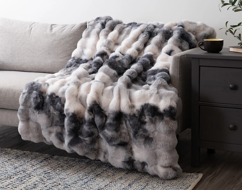 Bubble Faux Fur Throw - Deep Pond