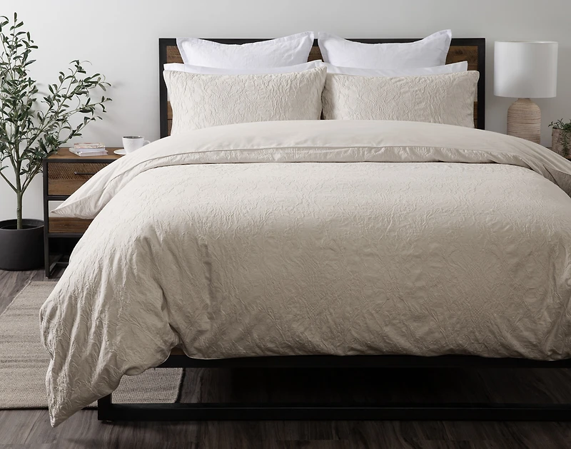Cortado Cotton Matelassé Duvet Cover Set - Sand