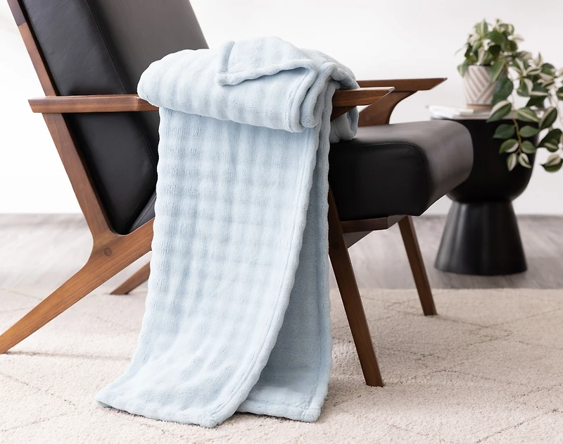 Bubble Breeze Throw - Powder Blue