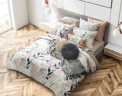 Alder Duvet Cover, TENCEL Lyocell, Botanical, Beige, Queen