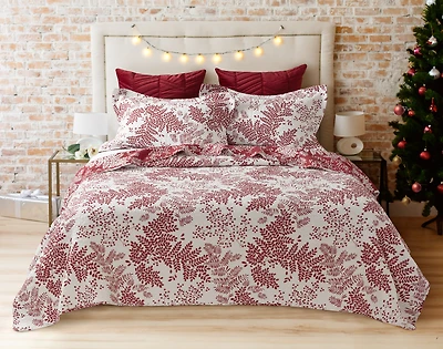 Merry Berry Cotton Quilt Set, Botanical, White, Twin