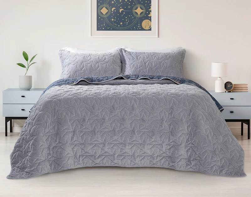 Stars Velvet Quilt Set, Geometric, Grey,