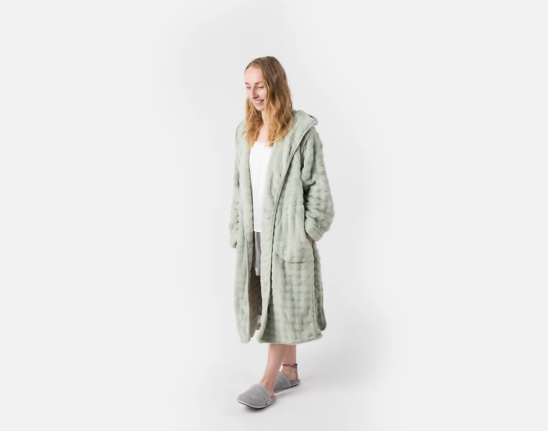 Mini Bubble Hooded Bathrobe