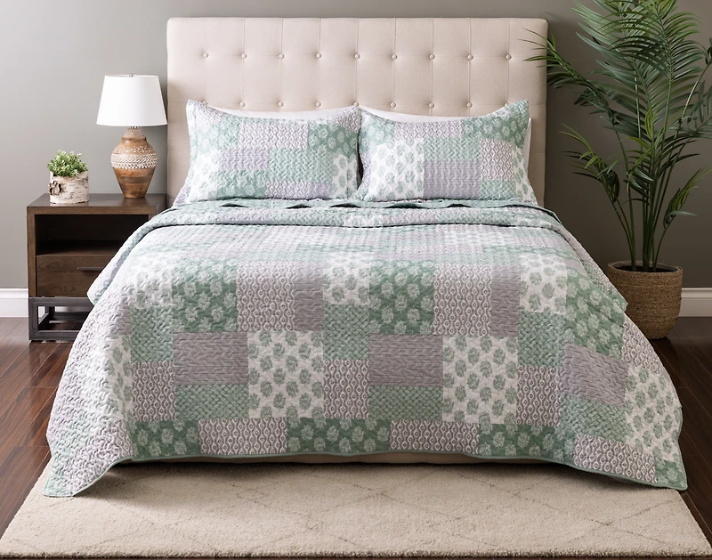 Nora Recycled Polyester Coverlet Set, Floral, Green,