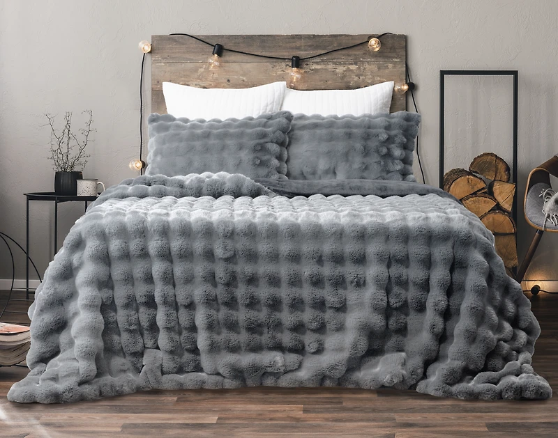 Bubble Faux Fur Comforter Set