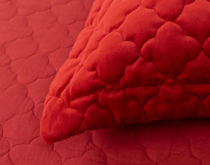 Lattice Ruby Quilt Set, Red, King