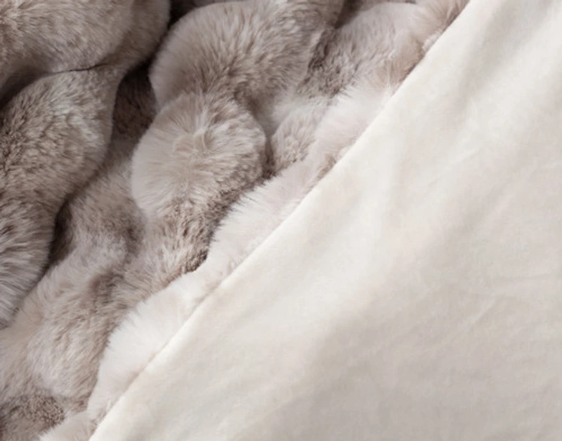 Bubble Faux Fur Throw