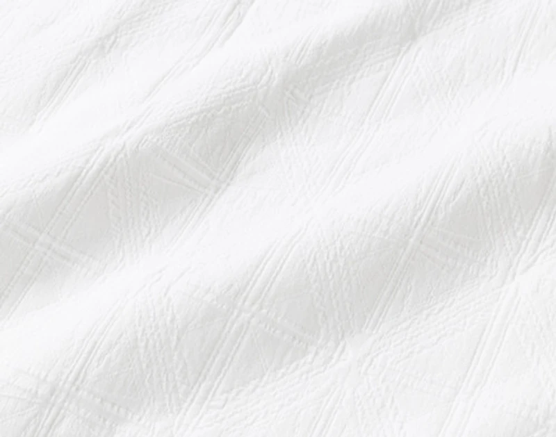Shelby White Quilt Set, Geometric,
