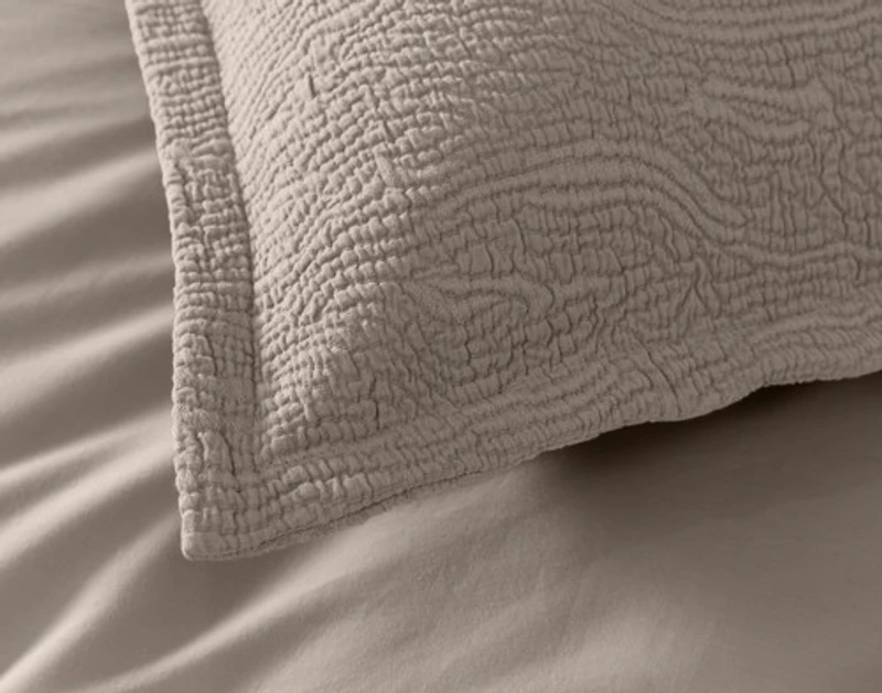 Brava Pillow Sham, Scenic, Brown, Queen
