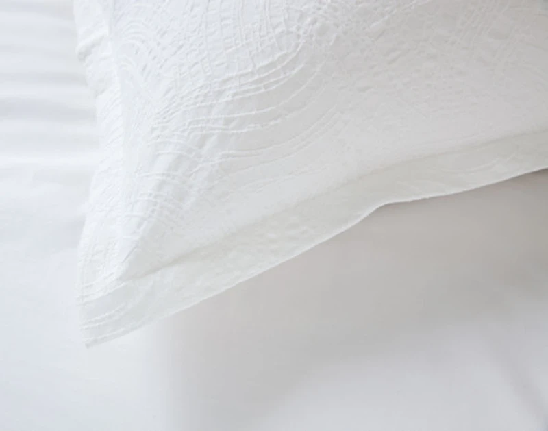 Corvo Duvet Cover, Cotton, Geometric, White, King