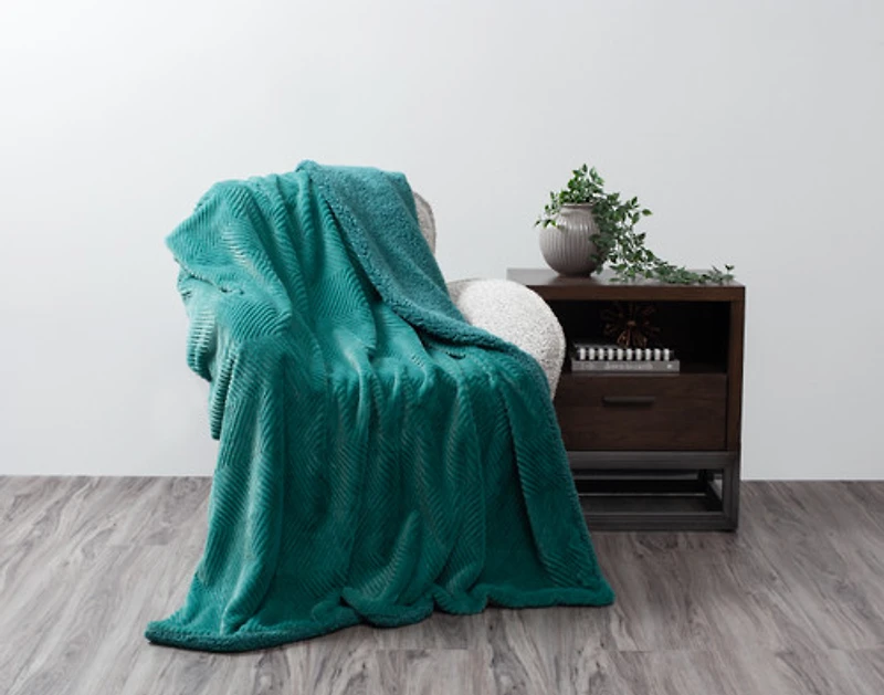Chevron Etch Throw - Deep Sea