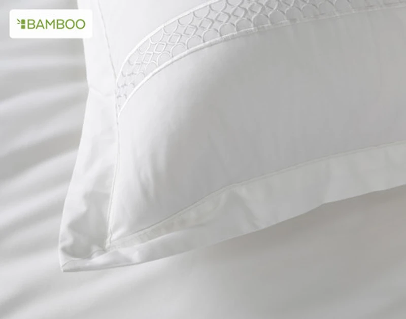 Monroe White Pillow Sham, Geometric,