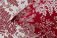 Merry Berry Cotton Quilt Set, Botanical, White, Twin