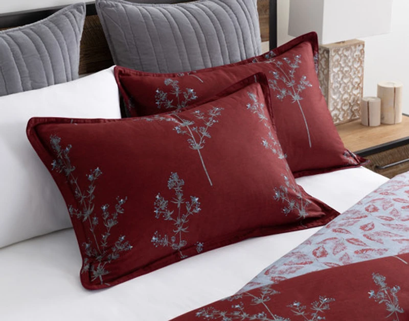 Vermillia Duvet Cover, Cotton Set, Botanical, Red,