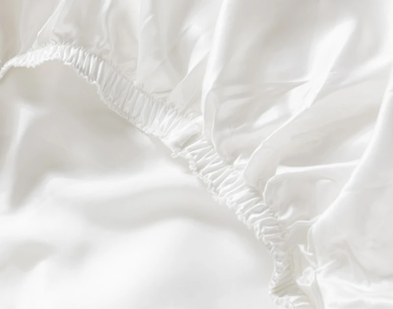 Silk Blend Fitted Sheet