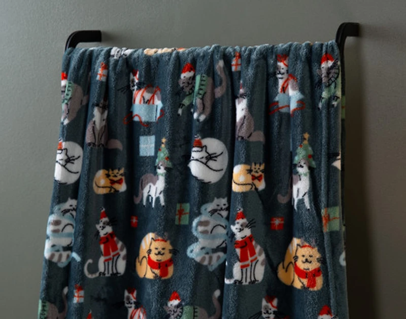 Holiday Fleece Throw