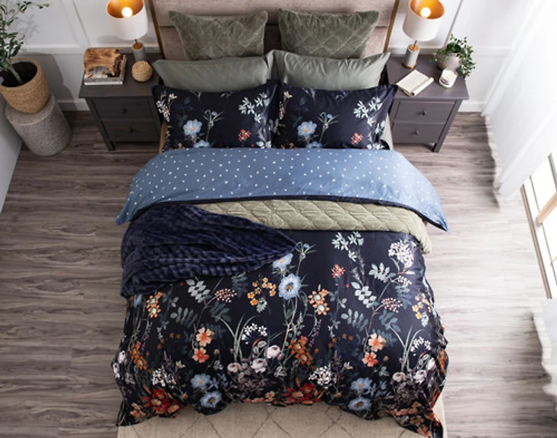 Sarita Duvet Cover, Cotton, Floral, Black,