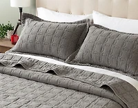 Bear Crossing Quilt Set, Geometric, Grey,