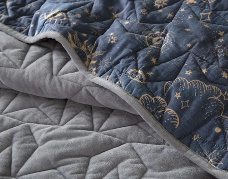 Stars Velvet Quilt Set, Geometric, Grey,