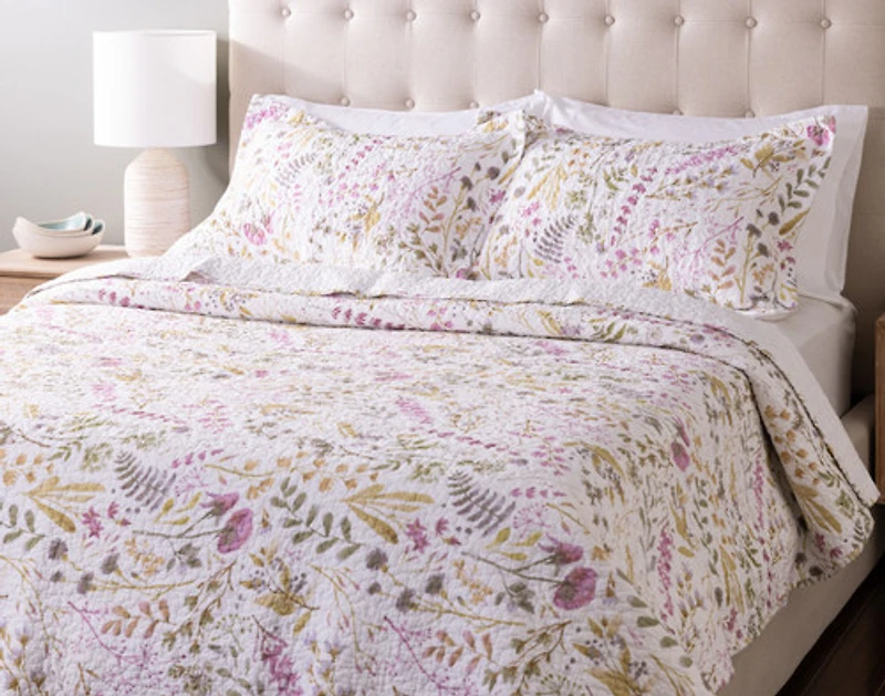 Zoey Cotton Quilt Set, Floral, Pink,