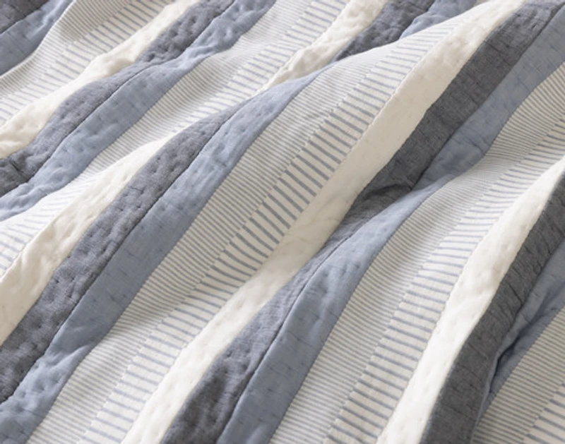 Piers Cotton Quilt Set, Geometric, Blue,