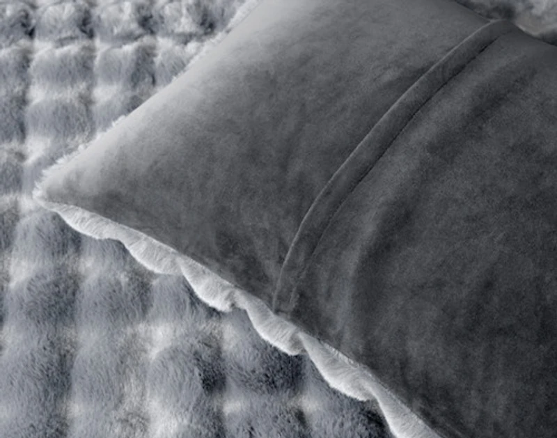Bubble Faux Fur Comforter Set
