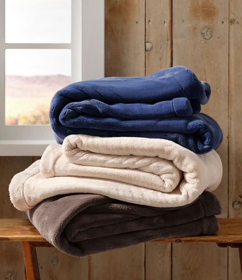 Wicked Plush Premium Throw