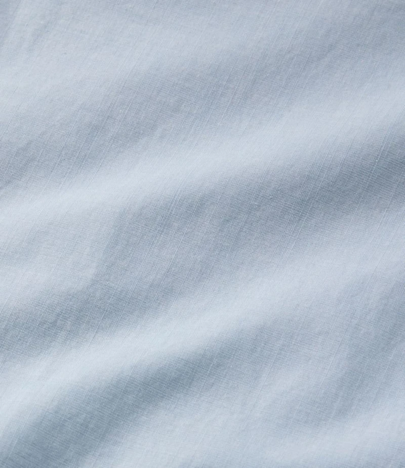 Men's Comfort Stretch Performance® Chambray Shirt, Long-Sleeve, Slightly Fitted Untucked Fit