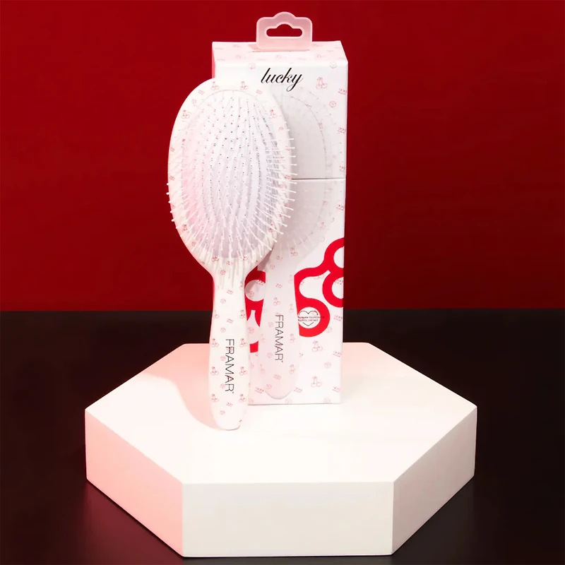 FRAMAR Get Lucky Lucky Detangle Brush