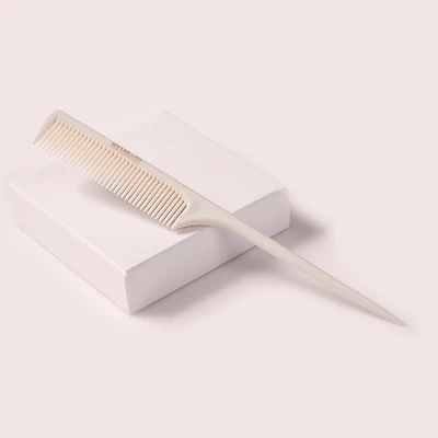 THE HAIR EDIT Section & Style Rat Tail Comb