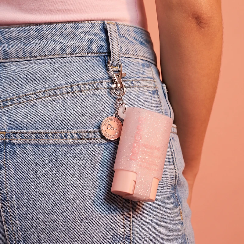 DESIGNME Hold.Me Styling Stick with Silicone Glitter Cover