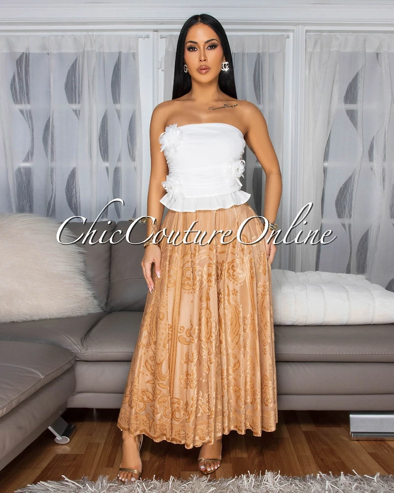 *Madame Off-White 3D Floral  Crop Top