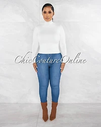 *Culley Off-White Mock Neckline Double Lined Top