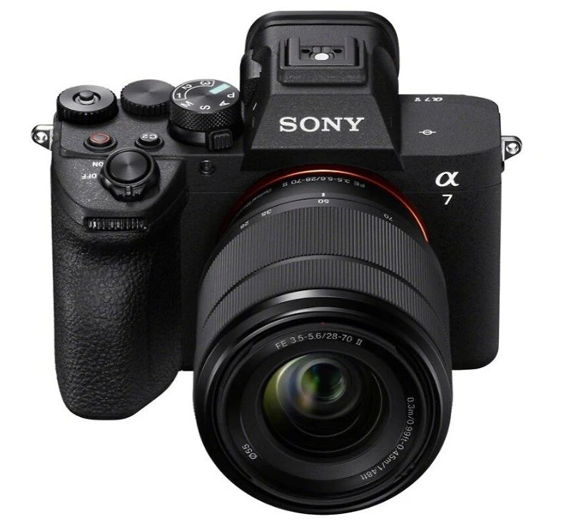 Sony A7 V Mirrorless Camera with FE 28-70mm F3.5-5.6 OSS II Lens - Black