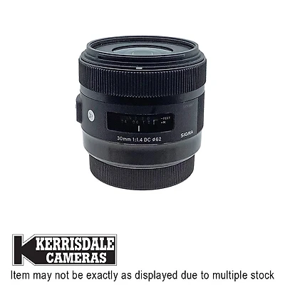 Sigma-Used 30mm F1.4 ART Lens – Good Condition - Canon EFS Mount – Used # 587.156A30ART