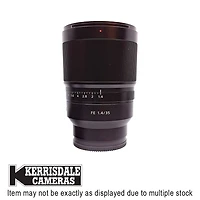 Sony-Used 35mm F1.4 Carl Zeiss T* - Good Condition - Sony FE Mount - Used # 587.575A3514