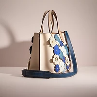 Upcrafted Willow Tote Bag 24 In Colorblock