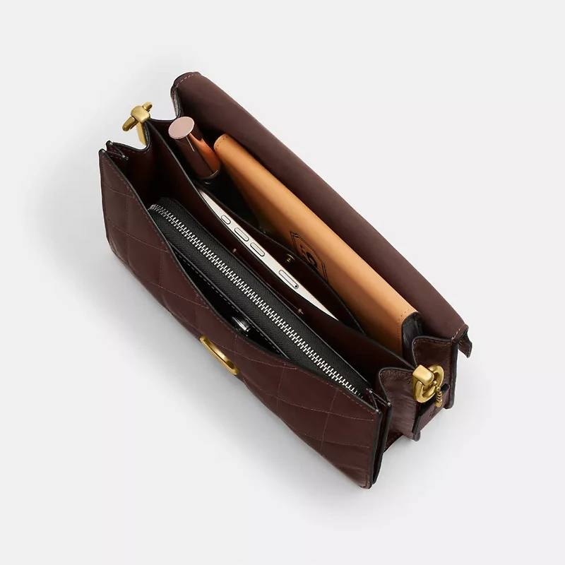 Chain Tabby Shoulder Bag With Quilting