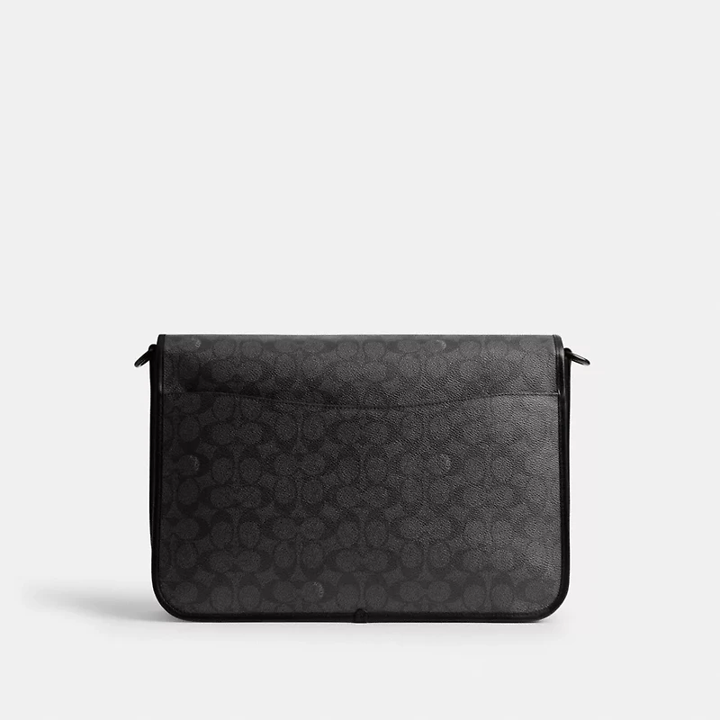 Hitch Messenger Bag In Signature Canvas