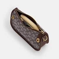 Swinger Bag In Signature Jacquard